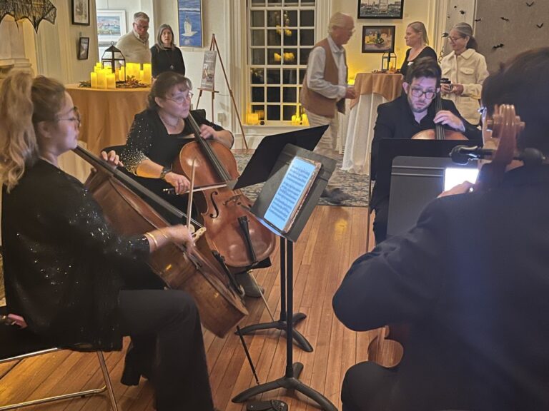 Shadows Serenades_2194 (103) (Medium)